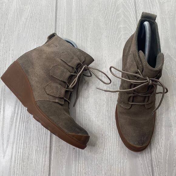 Sorel Women's Toronto Grey Suede Lace Up Wedge Ankle Boots Size 7 - Picture 1 of 10